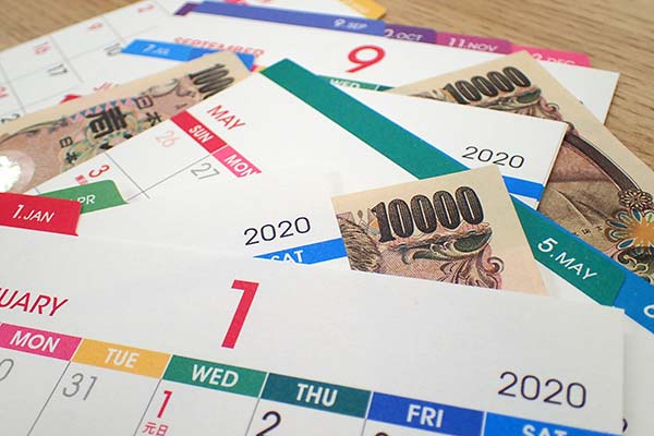 カレンダーとお金